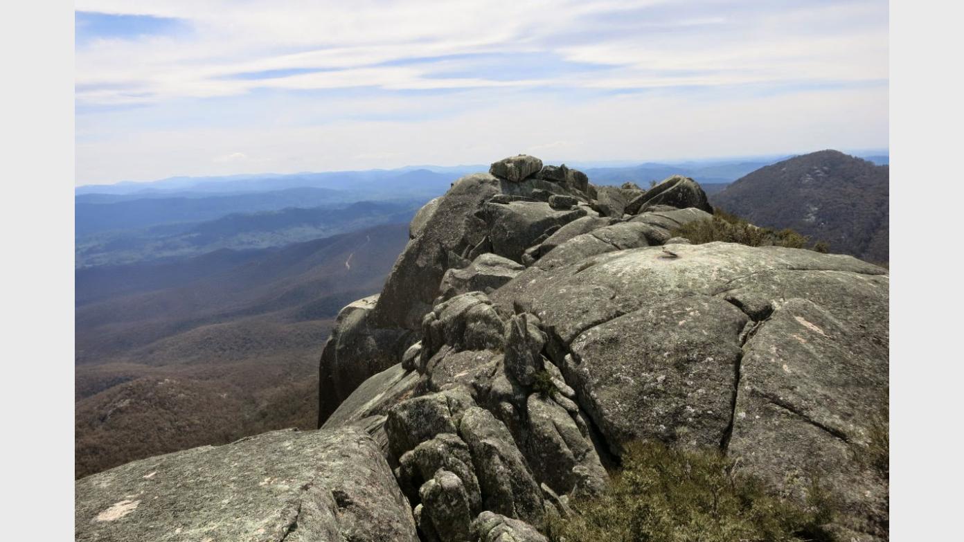 feature image for Tinderry Peak and Granite Tors